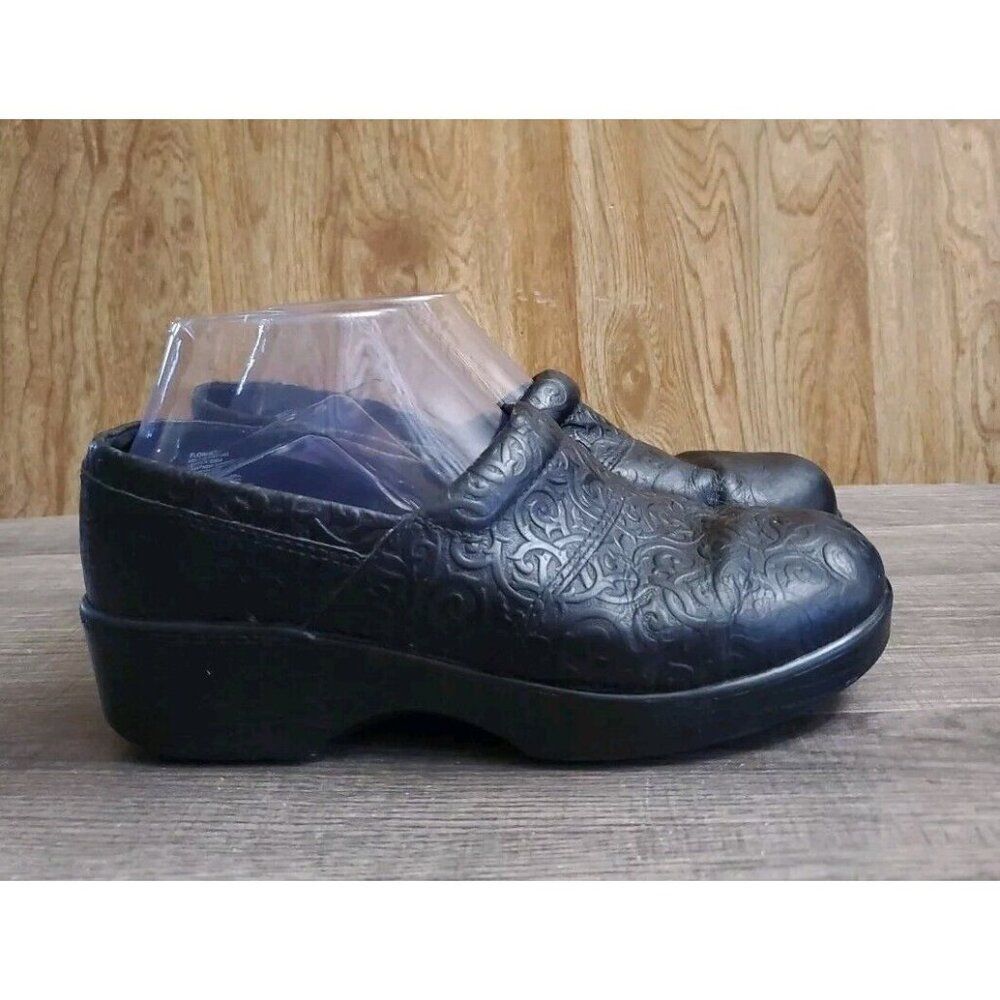 Abeo Flora Slip Resistant Black Tooled Clogs Women's Size 7 N